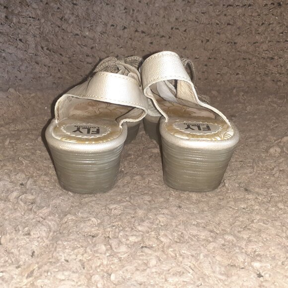 FLY LONDON-Yuta-Cream Leather/Metallic-Lace-Up Wedge-Perforated-Sz 41-Excellent - Picture 5 of 7